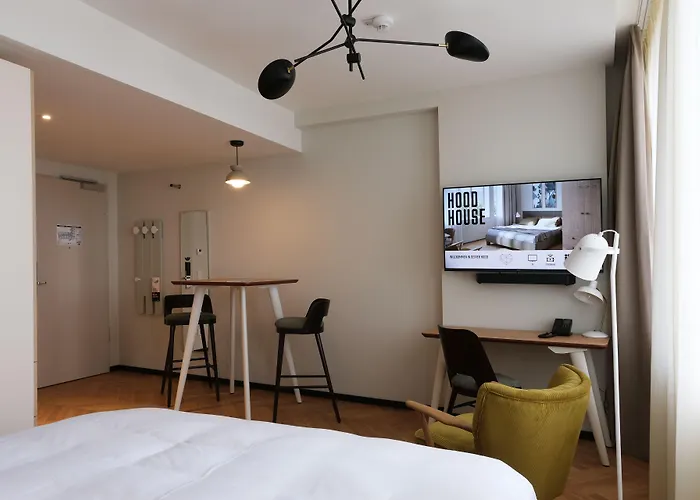 Hood House Kassel - Volldigitales Serviced Apartment